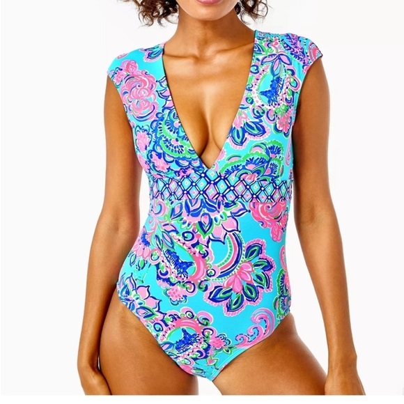 Lilly Pulitzer Other - Lilly Pulitzer Imogen Swimsuit Jungle Horizon Size 12